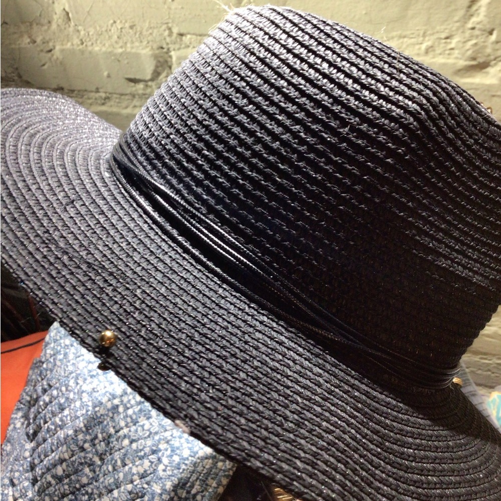 NEW LIKE RUSLIN BAGINSKI Black Wide Brim Fedora Hat with Gold Chain D - Picture 7 of 13